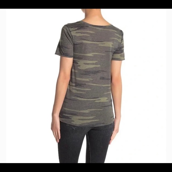 Socialite Camo Pocket Tee - Picture 2 of 3